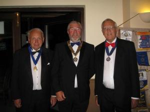 Newly installed President David Pointon with IPP Leslie Parfitt and PE John Ogbourne